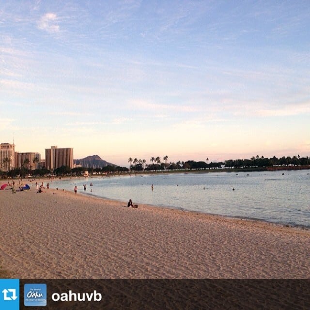 #Repost from @oahuvb at Ala Moana Beach park, right across the street from Ward Village. Hope you’re enjoying another #AlohaFriday! #WardVillage #Hawaii #Honolulu #LuckyWeLiveHI