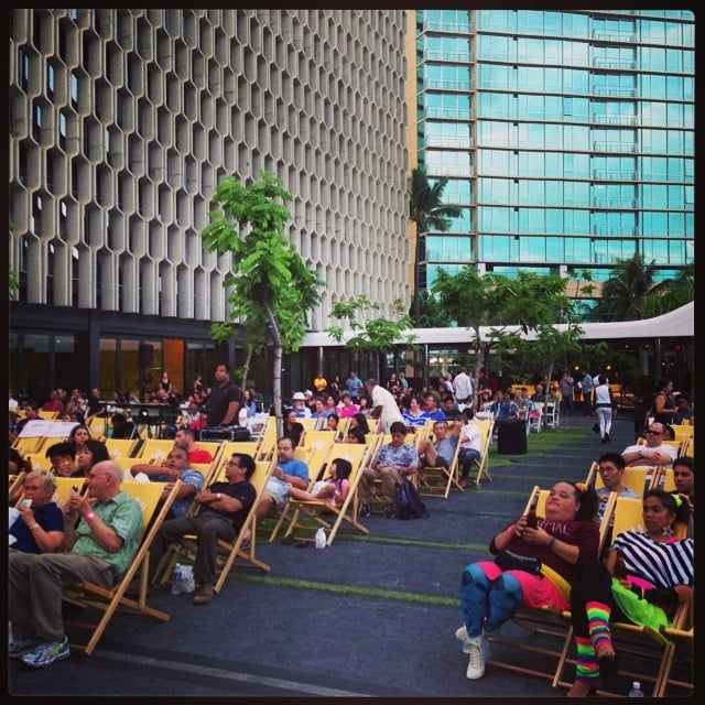 Great crowd for our Courtyard Cinema tonight! #wardvillage