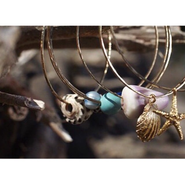 Happy to welcome @ki_ele to the Ward Warehouse family! Purchase their earrings at @edeninloveboutique to support the @surfrider_foundation_oahu. #WeAreWard