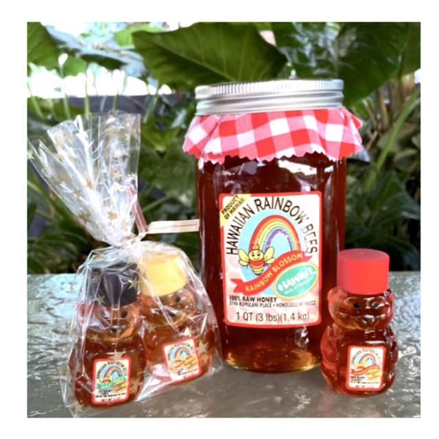 Congratulations to @mayamoana and @rebuilttoe for winning these awesome gifts from Hawaiian Rainbow Bees here at #CPYWard! #WeAreWard
