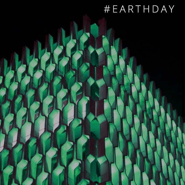 Tonight we’re going GREEN in honor of #earthday. How will you be marking the day? #weareward