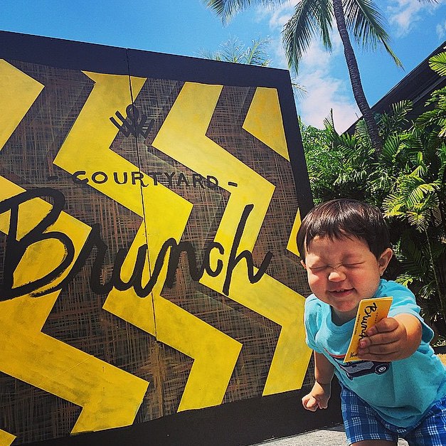 Here’s to hoping we’ll see you all at Courtyard Brunch tomorrow! : @theweddingcafehi #WeAreWard #WardVillage #CourtyardBrunch #Summer #SundayBrunch