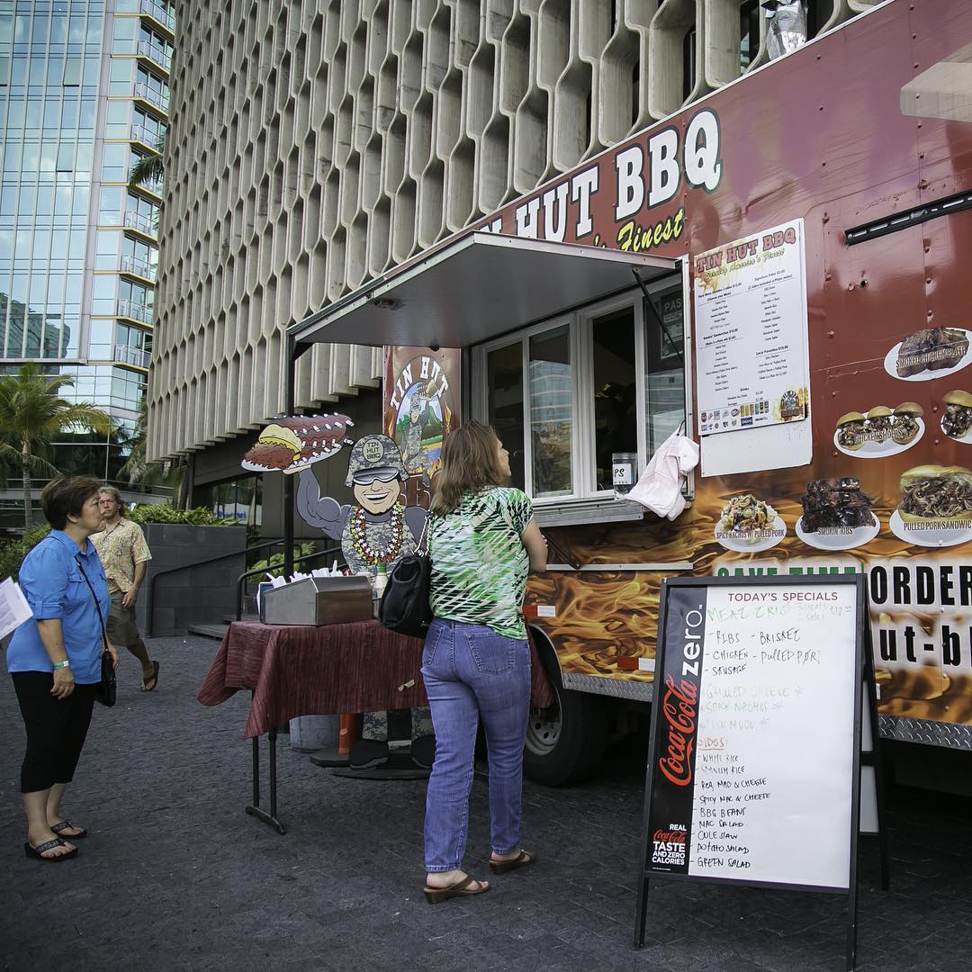 Did you know that Courtyard Cinema offers a food truck, free popcorn & cash bar? Reserve your tickets for this month’s – 9/10 – free screening before it gets sold out! (Link in Bio) #WeAreWard #WardVillage