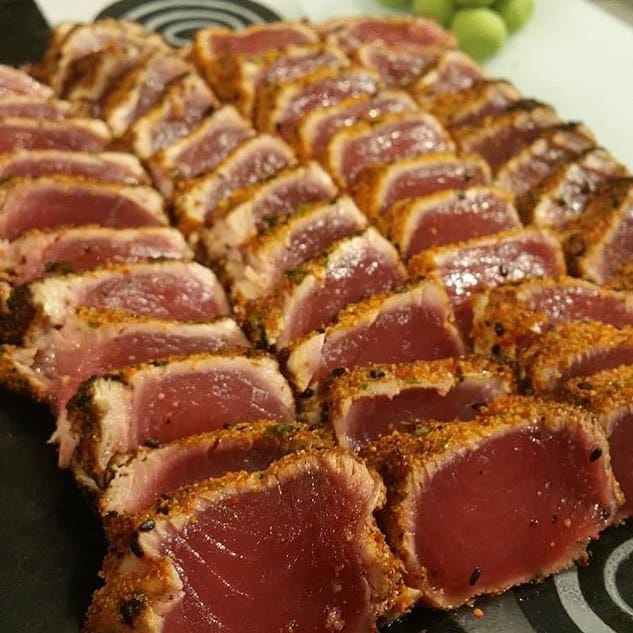 Ward Village is quickly becoming the dining hot spot in Honolulu!  And with Spicy Ahi Sashimi like this from @kincaids_honolulu it’s not hard to see why! #Repost @wvshopsjp #Ono #Sashimi #Honolulu #HawaiisBestKitchens #WeAreWard