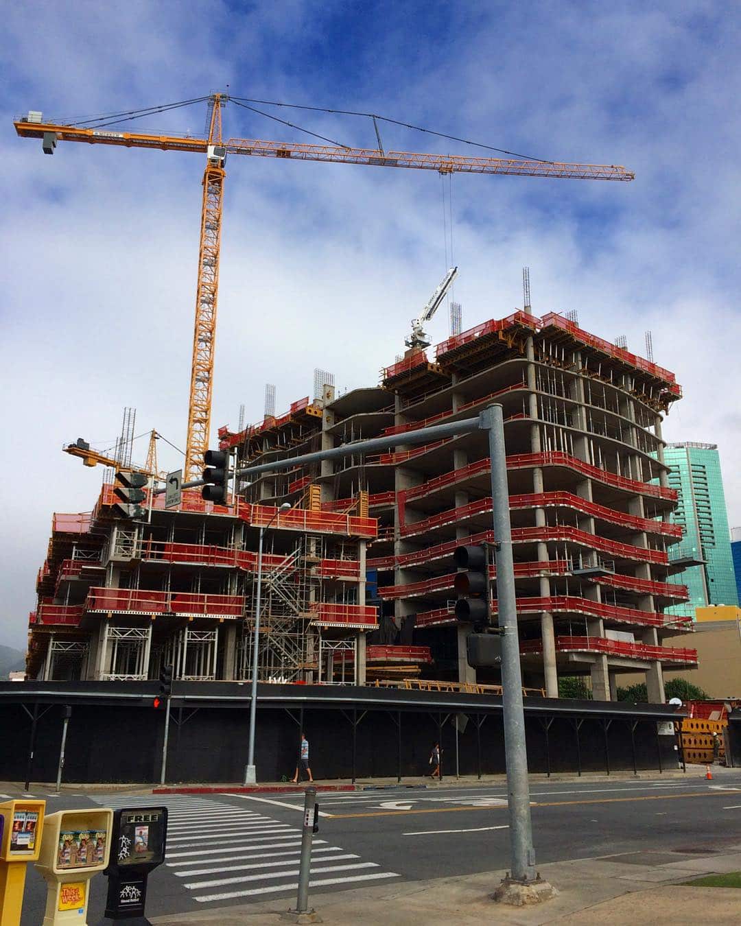 #LatePost of current progress on Anaha! Did you know that once completed, the ground floor will be home to Hawaiʻi’s favorite, Merriman’s Restaurant? #WeAreWard #WardVillage