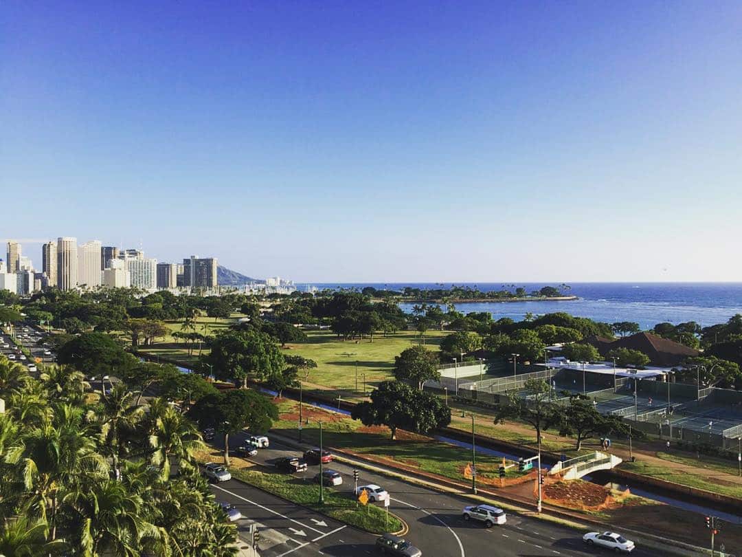 Happy Aloha Friday! #WeAreWard #WardVillage #AlohaFriday #DiamondHead