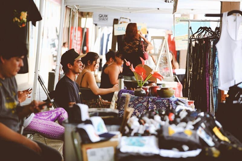 Support local Hawaiʻi vendors at @artandflea, next Thursday 1/28 from 5p – 6p. #WeAreWard #WardVillage #SupportLocal #ShopLocal