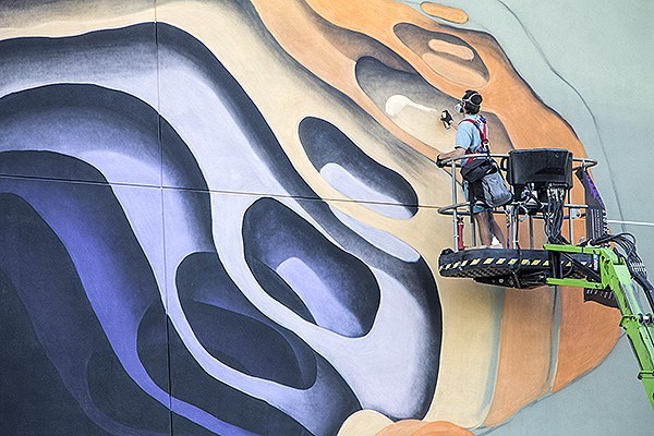 Learn more about our latest @powwowworldwide mural by @1010zzz on the blog. #WeAreWard #WardVillage #HowardHughes #PowWowWorldwide #PowWowHawaii