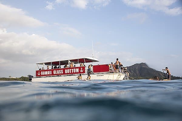 No weekend plans? Try one of the many fun ocean activities across the street @kewaloharborhi! #WeAreWard #WardVillage #GlassBottomBoat #Kewalos #Hawaii #Oahu