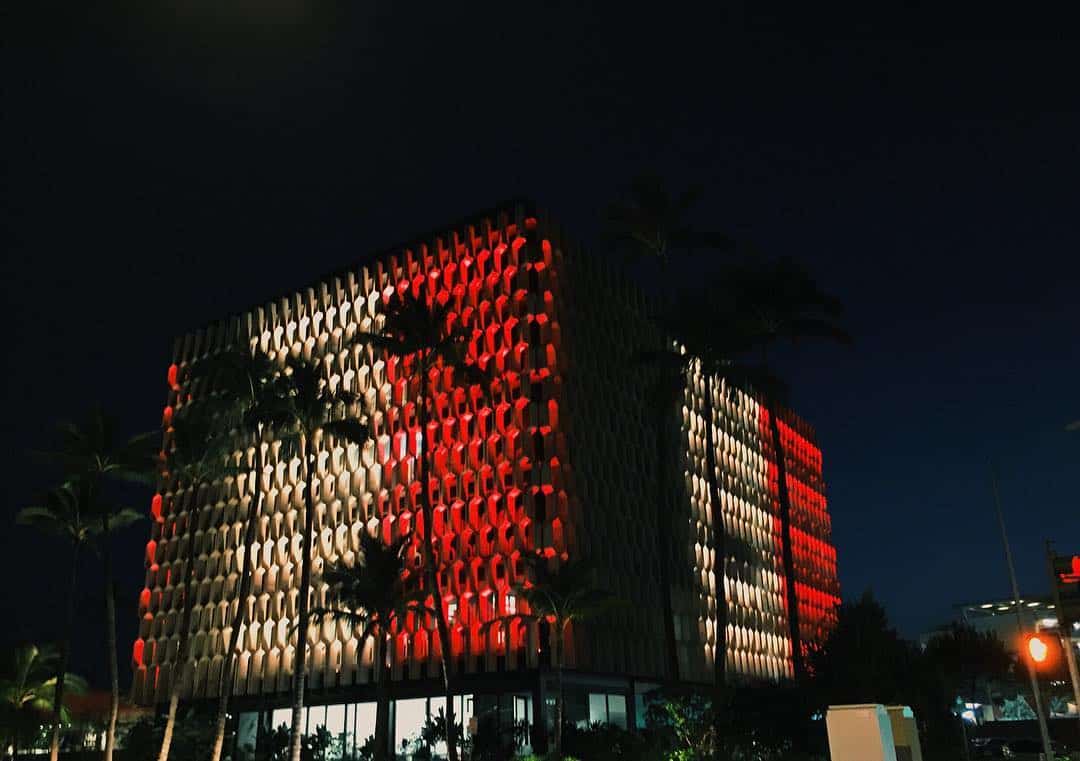 In honor of Brussels, the IBM Building will be lit with black, yellow, and red for tonight. 🇧🇪 #WeAreWard #WardVillage #Honolulu #Brussels