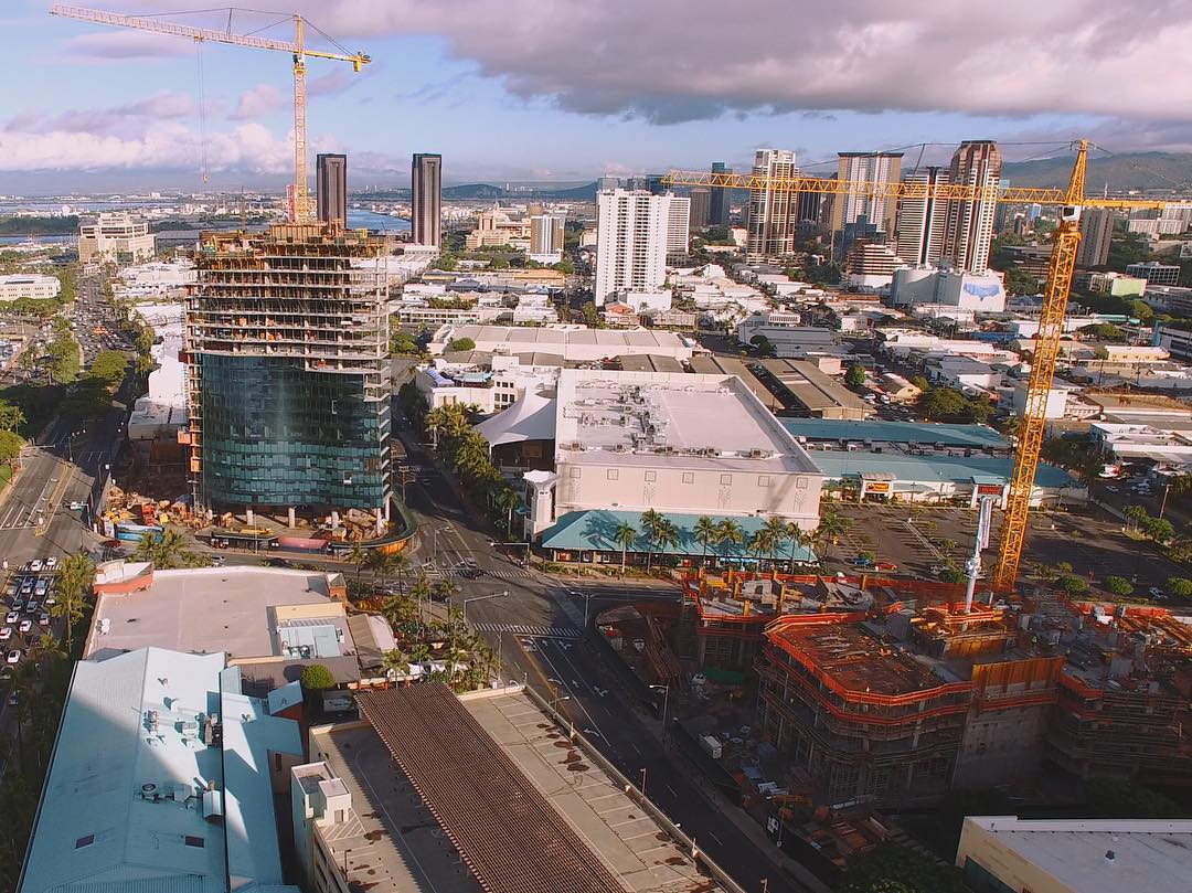 Today we learned that Ward Village, as a part of the Ala Moana-Kakaʻako neighborhood, scored #1 Neighborhood for Best Amenities (small cities) and #2 Neighborhood with Best Amenities for small families (small cities)! #weareward #WardVillage #honolulu #kakaako #hawaii