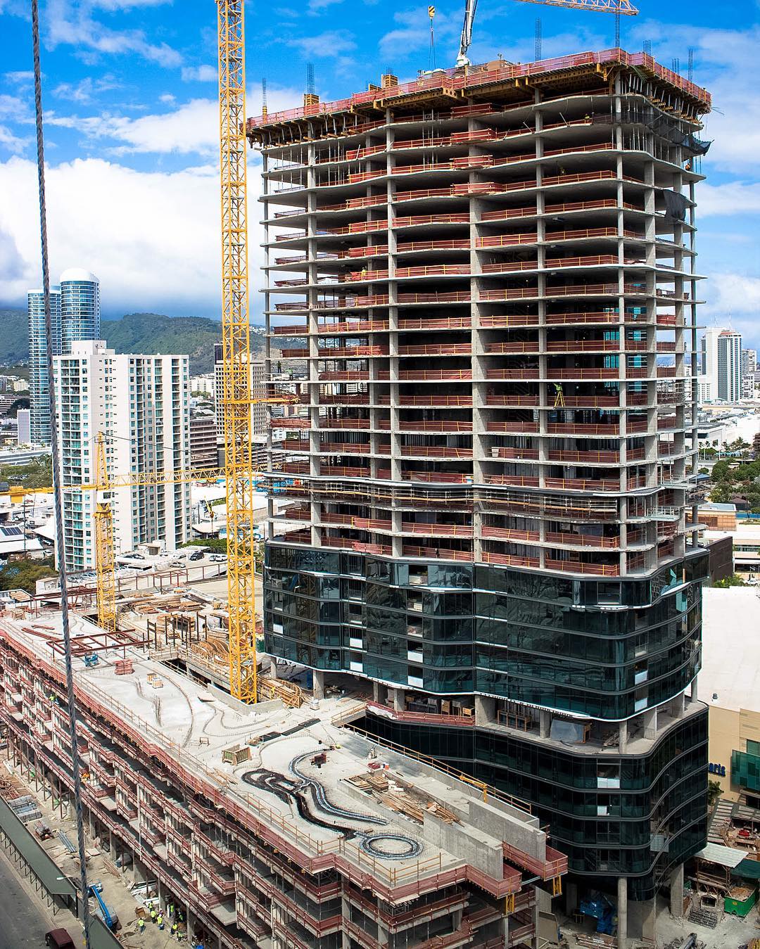 “My ancestors lived on this land,” proudly said Moani Kaleikini, during the groundbreaking ceremony. “We see this building as connecting the past with the future. With this in mind, we have chose the name ‘Anaha,’ which means reflection. Reflection of the light; reflection of the past; reflections on how the past can be better taken care of in the future.” Link to blog in bio. #weareward #wardvillage #anaha #kakaako #honolulu