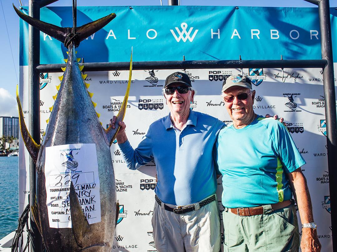 #throwbackthursday to our 2nd Annual @kewaloharborhi Big Fish Chase when the biggest fish caught that day was this 229 lb. ahi by Seahawk, Captain Morgan & Angler Henry! #weareward #wardvillage #kakaako #kewalos #ahi #fishing #hawaiifishing #hawaii