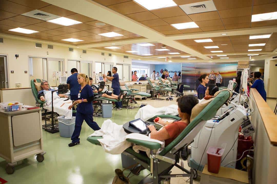 Help us save lives by joining us at the IBM Building this Friday, 8/5 from 8a – 2p to donate to the Blood Bank of Hawaii’s Blood Mobile! Photo Courtesy of @bloodbankhawaii #weareward #wardvillage #kakaako #hawaii #honolulu #donate