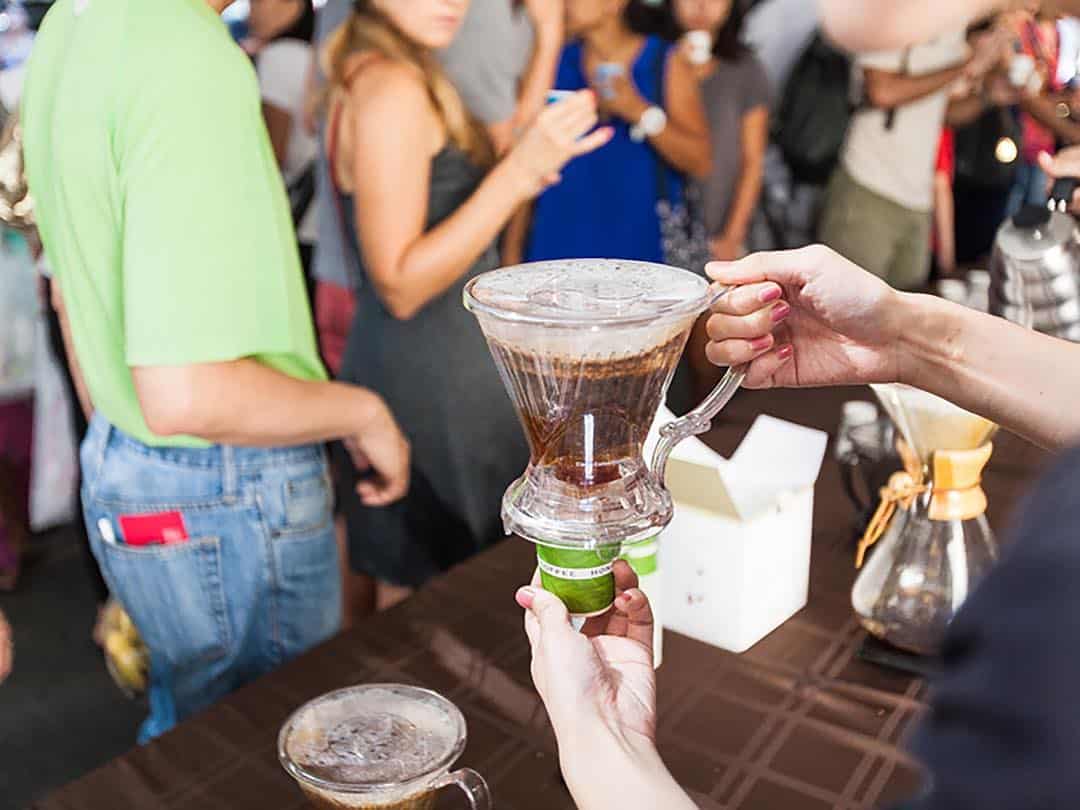 Across the world, Hawaii is revered for many things: our natural beauty, aloha spirit, perfect climate, and of course our world-class coffee. Learn more about the history of coffee in Hawaiʻi on the blog, link in bio. #weareward #wardvillage #kakaako #honolulu #hawaii #coffee