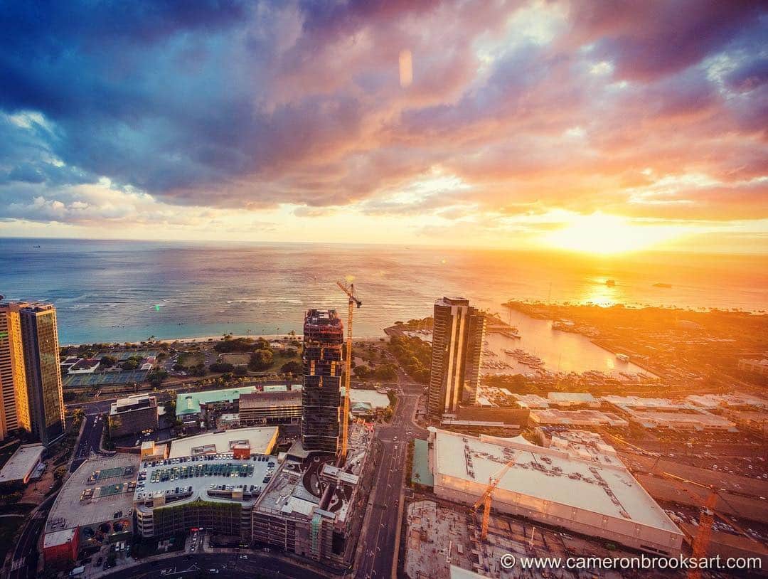 In approximately one week, we’ll say hello to Ward Village’s first residents. Photo by @cameronbrooksart #weareward #wardvillage #kakaako #honolulu #hawaii #waiea #sunset #repost