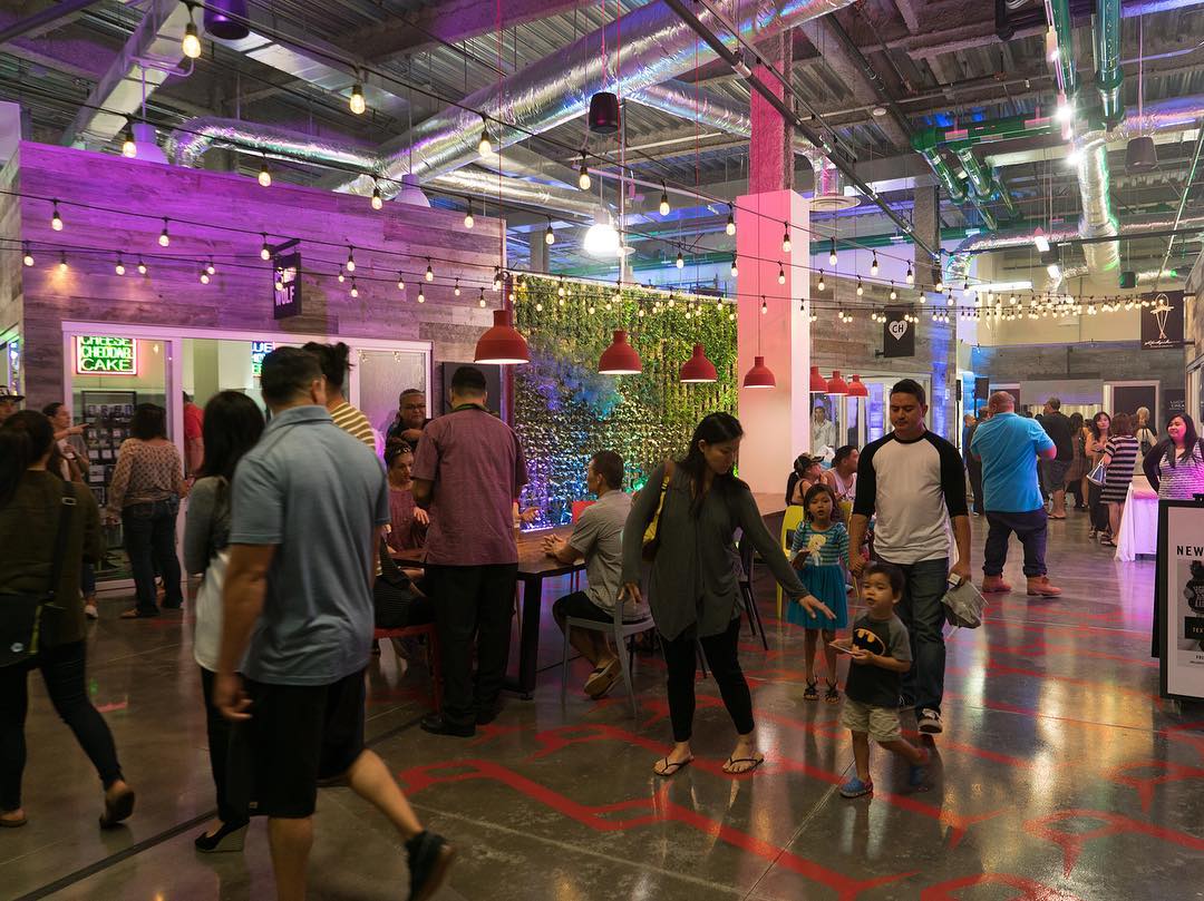 Every 2nd Friday of the month just got a whole lot better with New Wave Friday! Join us at South Shore Market from 5p – 9p beginning this Friday, 4/14, for retail therapy, entertainment, cocktails & more. Details through link in bio. #WeAreWard