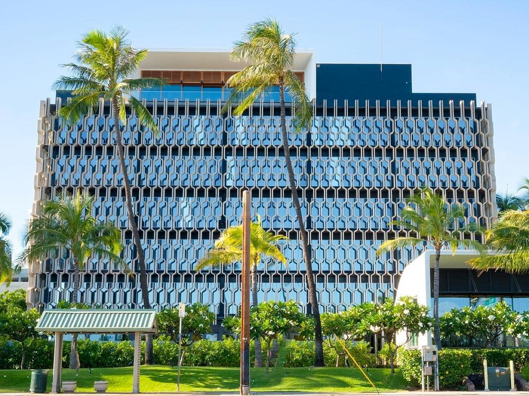 From #VladimirOssipoff to #Anaha, we explore the architecture and design within Ward Village on our blog. Link in profile. #weareward #wardvillage #waiea #aeo