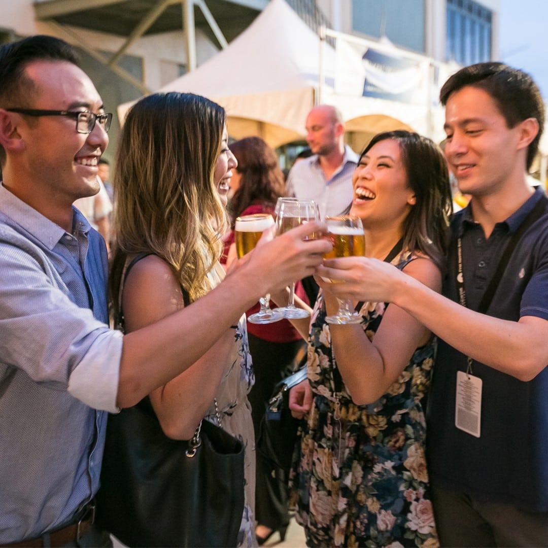It’s #InternationalBeerDay! You could win two tickets to @hifoodwinefest’s first beer-focused event—@HowardHughesCorp. Presents #CropsandHops, happening Oct 24, 4-7pm at Ward Village. We’ll have 38 beers (+ cider & spiked seltzers) from 11 brands that you can pair with dishes made with emerging crops by 8 celeb chefs (valued at $190)! Taste the brews of @goldenroadbrew @gooseisland @konabrewingco @10barrelbrewing @elysianbrewing @fourpeaksbrew @bluepointbrewing @spikedseltzer @stellaartois @hoegaarden @leffe_belgium! . To enter: 1. Follow @hifoodwinefest and @wardvillage 2. Like this post 3. Tag two friends in a comment (especially friends who love #beer) . #brews #craftbeer #ipa #foodandbeer #brewskies #kakaako
