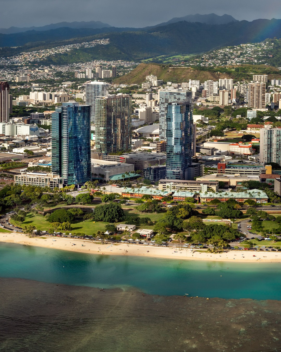 Living in paradise is a dream. And now it’s official. Honolulu is the most livable city in the country according to the 2019 Global Livability Index, ranked based on stability, health care, culture, environment, infrastructure and education. 🥇 Of course, we’ve always known how lucky we are to live in Hawaii, but now the world does too. #WeAreWard