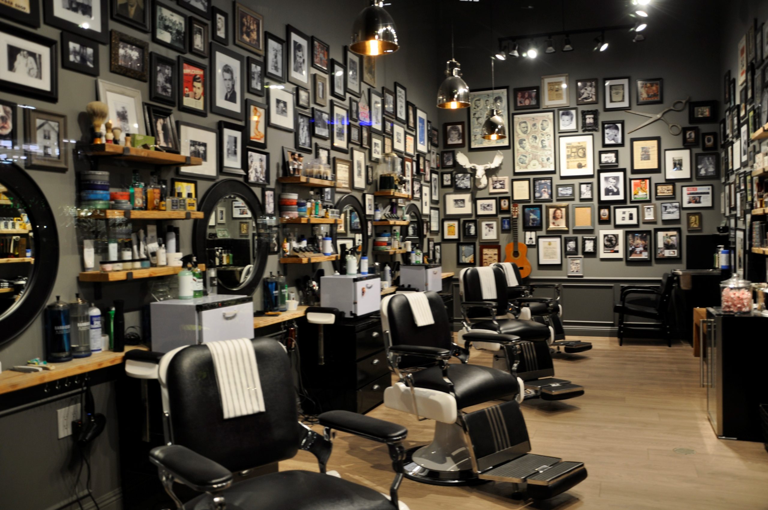 Phil's Barber Shop - Ward Village