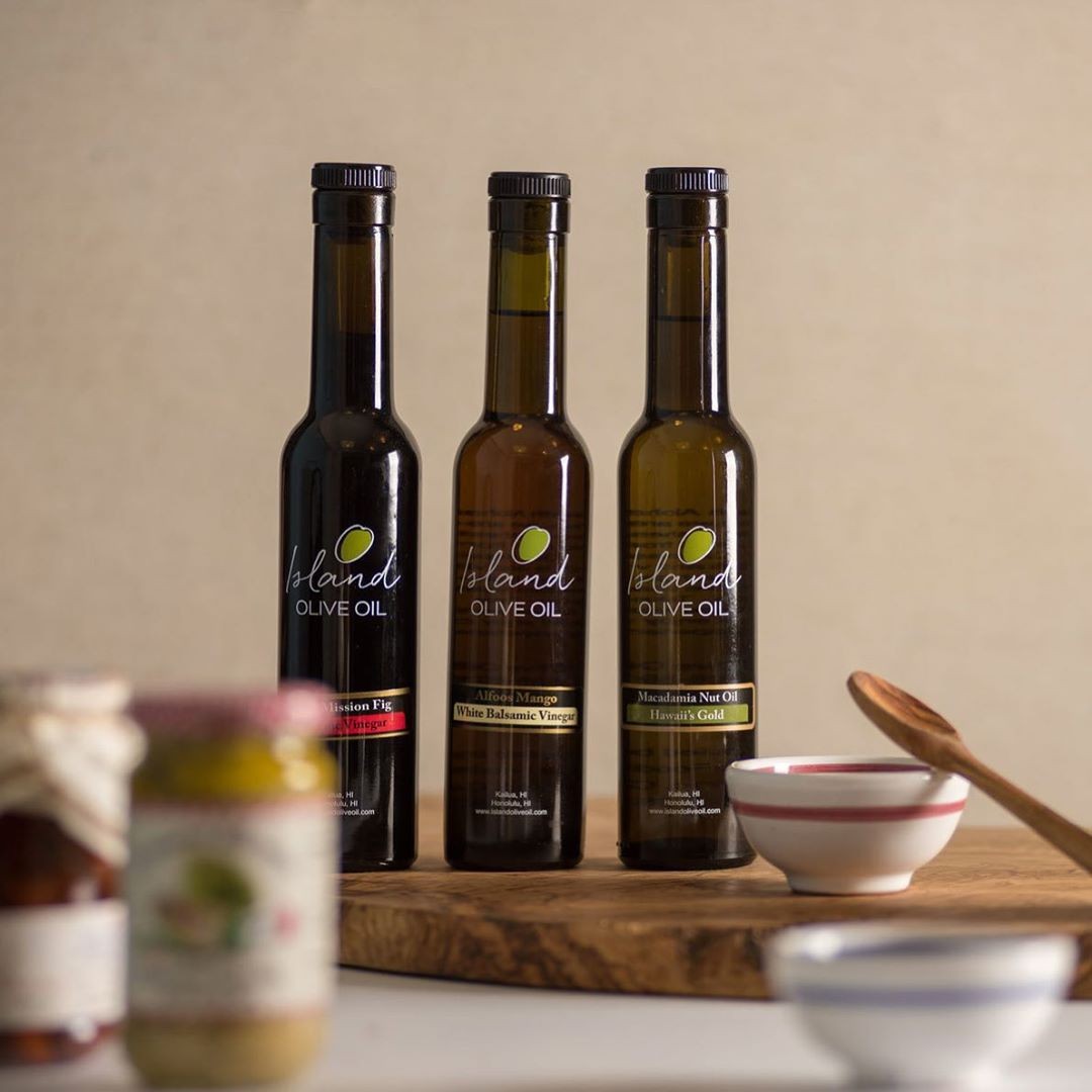If you’ve ever had a seriously delicious olive oil, you know that it can be a sublime experience. At Island Olive Oil, you’ll discover a selection of products that rivals the best in all of Hawaii. We’d recommend perusing their shop online or visiting their IG page. Just know it’ll be hard to keep your mouth from watering! To check them out, see the link in our bio. #WeAreWard #Repost @islandoliveoil