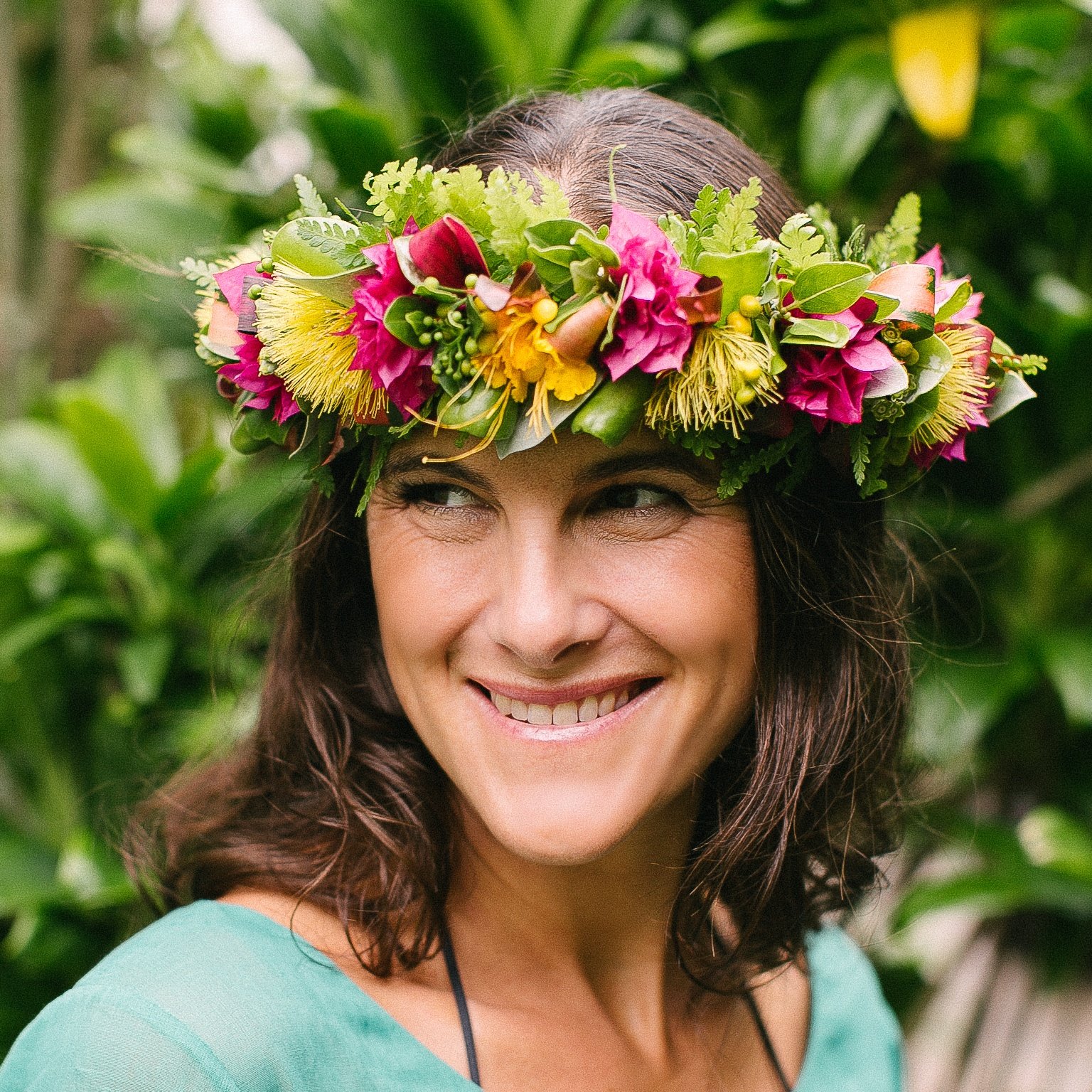 Woman wearing haku lei