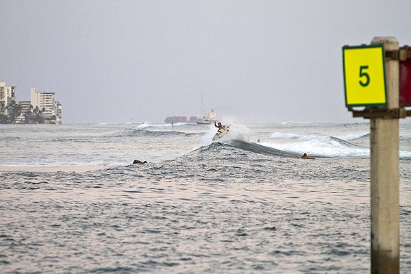 Surfline ala moana bowls discount