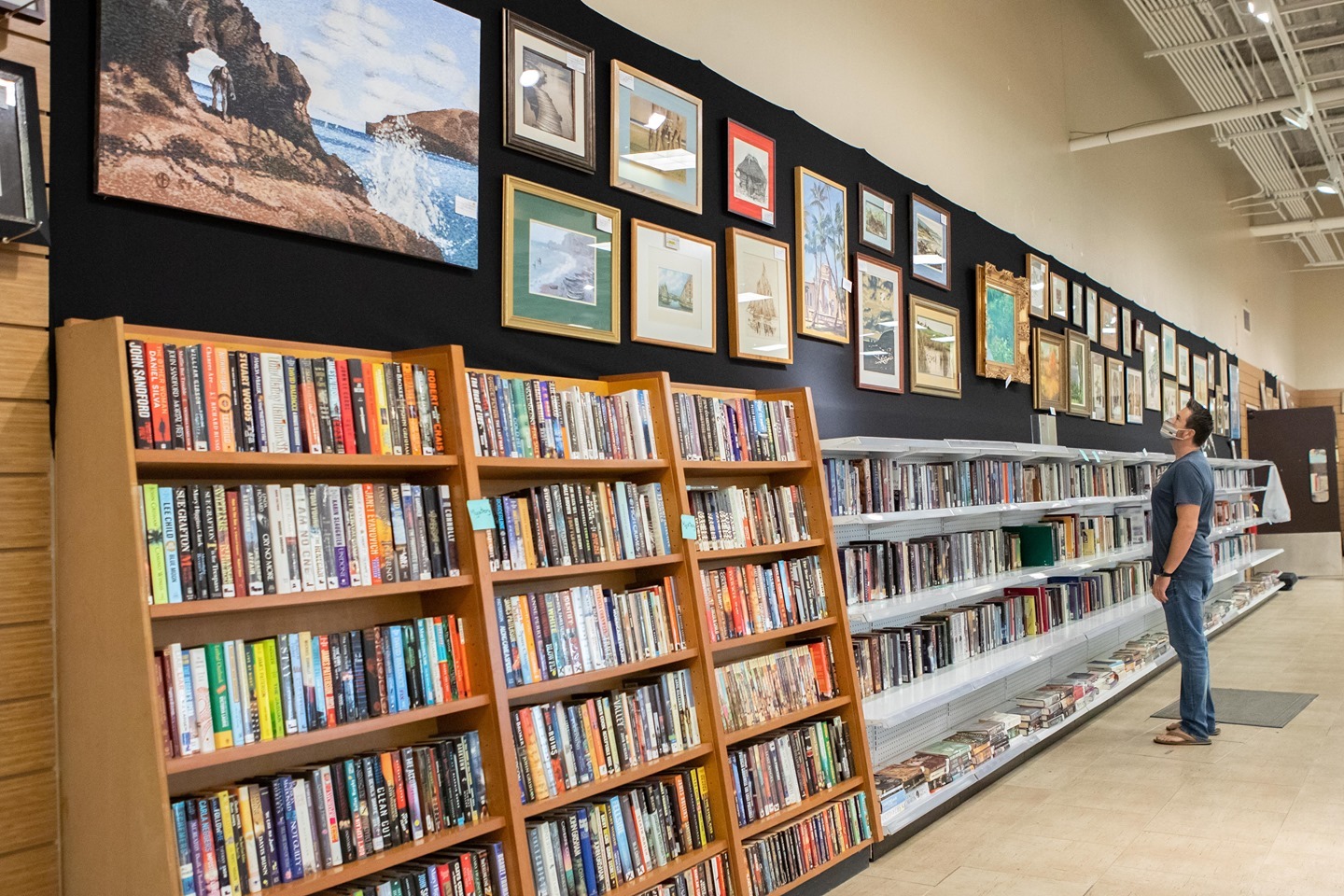 We’re excited to announce that we’re partnering with @hawaiilibraryfriends to bring a very special pop-up to the community! Village Books & Music, co-presented by Hawaii State Federal Credit Union and Ward Village, will open to the public on February 27, in the former location of Pier 1 Imports. Browse an impressive collection of books, music, and media, while also supporting Hawai`i’s public libraries. Save the date and we’ll see you there! 

Open Tuesday-Saturday from 10am-7pm, and Sundays from 10am-5pm.