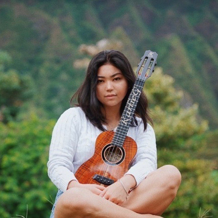 For the second week of our Emerging Artist Series, we are excited to bring in the talented solo artist, Karlie G. She will be performing original music plus fan favorites this Saturday, May 8 from 4-6pm at Victoria Ward Park. Guests are encouraged to bring blankets for lawn seating during this outdoor performance. Tap the link in our bio to learn more about Karlie G and the other emerging artists joining us throughout May.