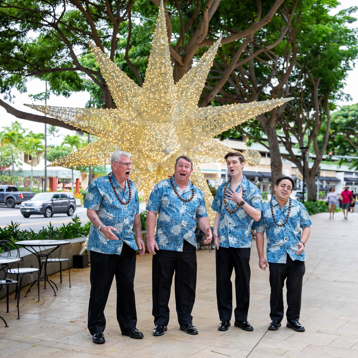 Start your holiday weekends on a high note. Celebrate the sounds of the season with our very merry carolers, from 3-5pm every Saturday and Sunday through December 19th at Ward Village. For details, click the link in our bio.