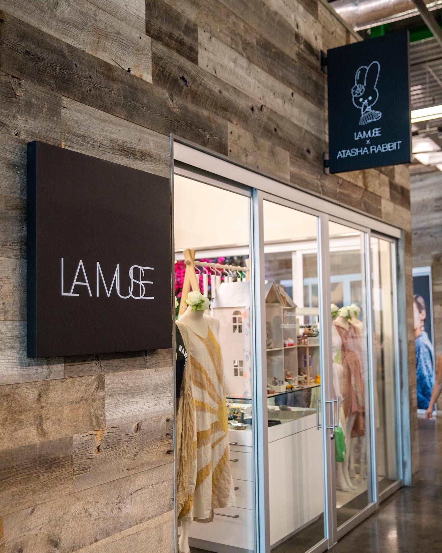 Have you visited @lamusehawaii in their NEW South Shore Market space? Drop by on your next trip to Ward Village, shop an assortment of natural-fiber fashion and discover a delightful variety of toys from around the world.