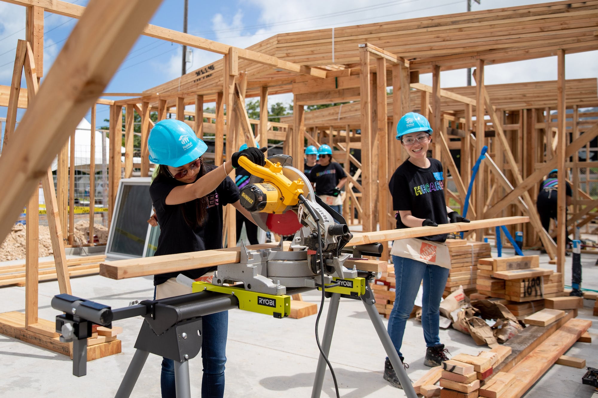 Habitat for Humanity – Wahine Build