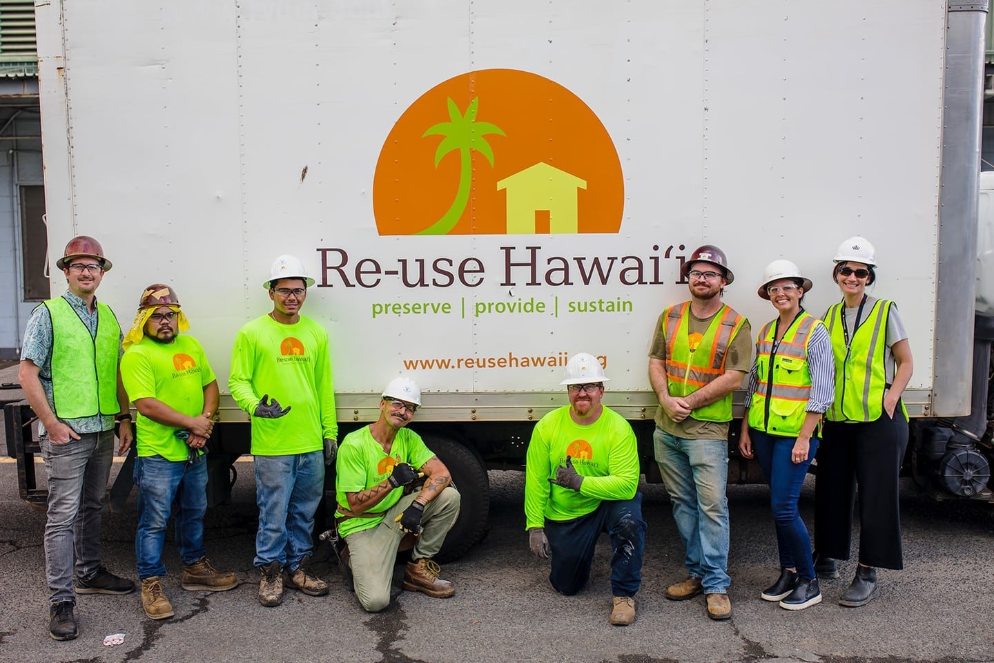 We are proud to partner with our Kakaʻako neighbor, @reusehawaii! By salvaging and recovering construction materials and furniture for resale and reuse, the non-profit is helping our community become more resilient and sustainable.