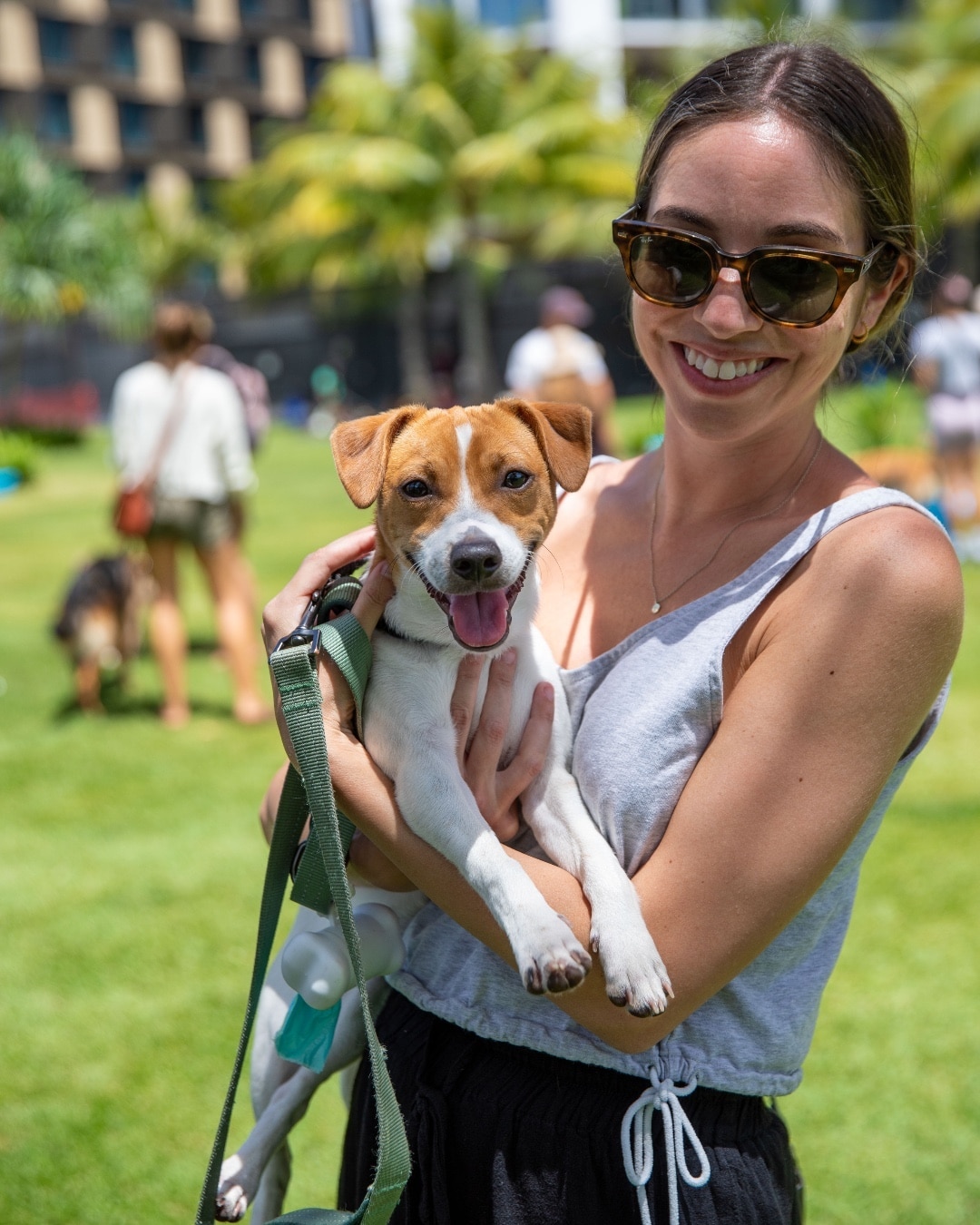 Happy National Pet Day! Bring your furry friends to Victoria Ward Park this Saturday, April 15 from 1pm – 4pm. Enjoy complimentary sweet treats for you and your pup from @sugarlinabakeshop (while supplies last), interactive toys, activities, and an obstacle course. Learn more in the link in our bio! #wardvillage #nationalpetday