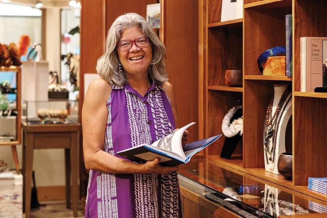 Shop the carefully curated selection of Hawaiian brands at @na_mea_hawaii where every item is crafted by local artisans and hand-picked by shop owner, Maile Meyer. Explore her list of latest finds in a recent @honolulumag article at the link in our bio. #wardvillage #hawaii