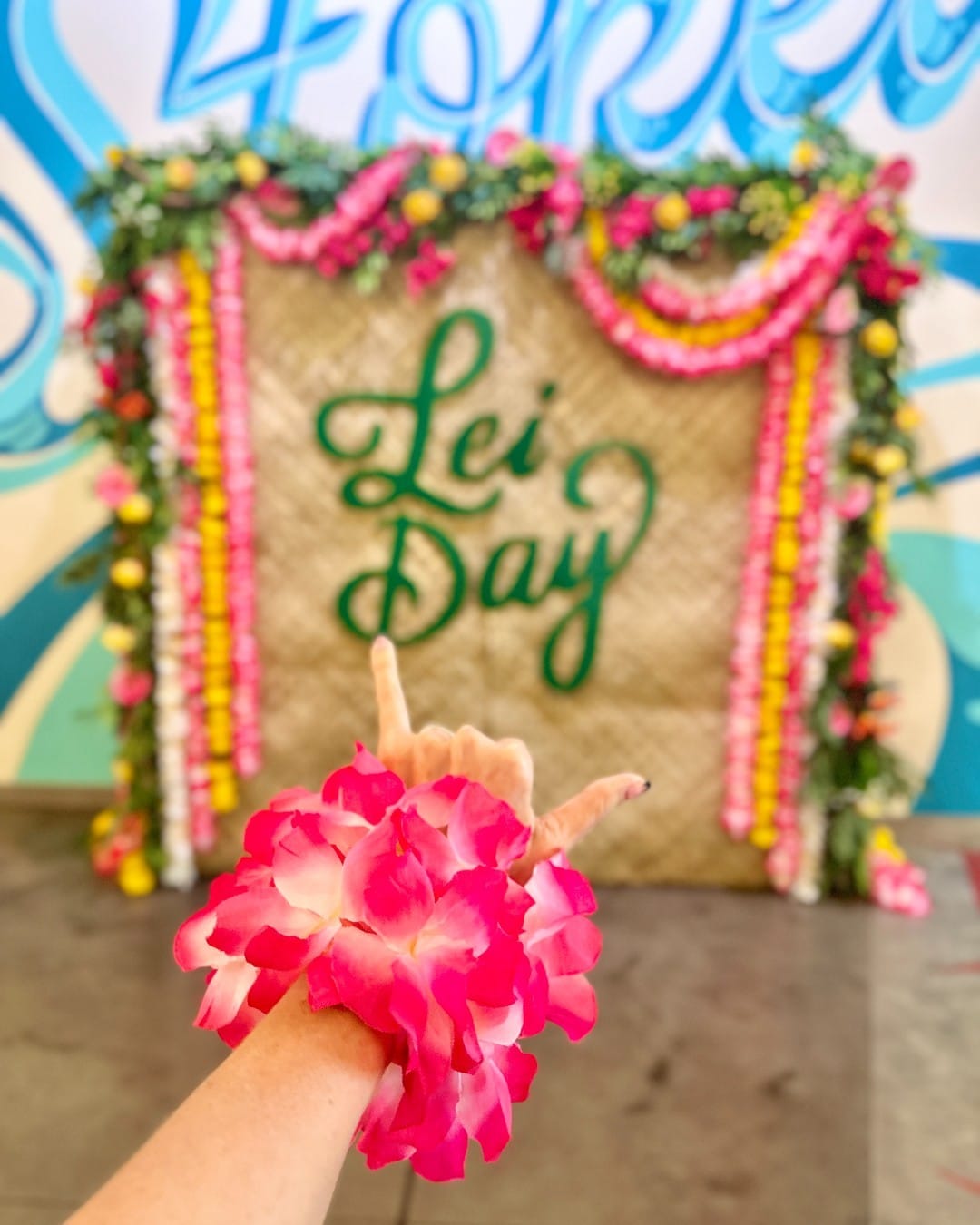 Happy Lei Day! Celebrate by taking photos with your family and friends at our floral wall in South Shore Market, on display throughout the month of May. Share your Lei Day images and tag @wardvillage. #LeiDay #wardvillage