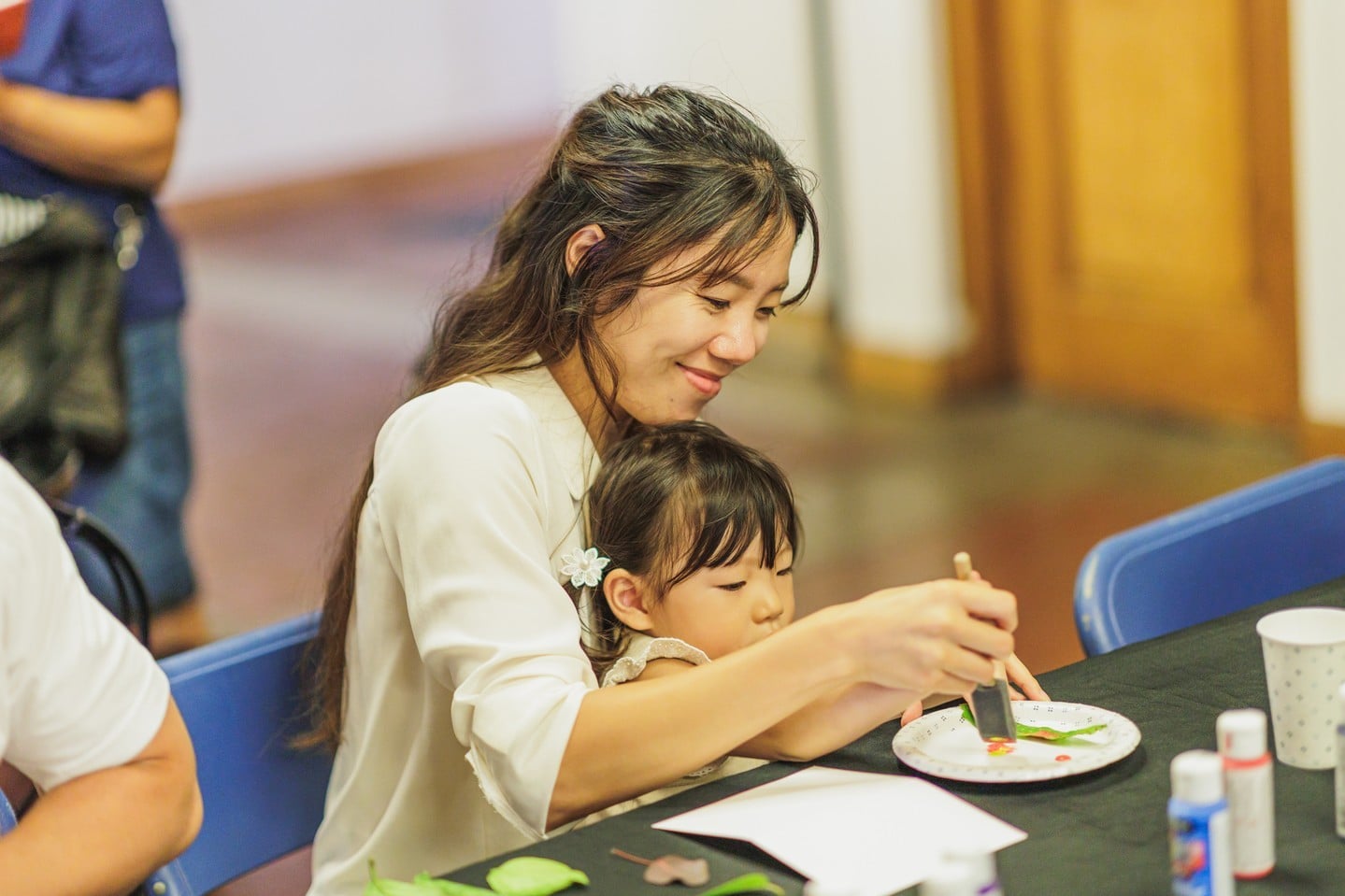 Get crafty at our next First Saturday Workshop on September 2 from 1pm – 4pm, while supplies last. @positivespacehi will teach you to make an origami pot cover and a sliding knot pendant at South Shore Market.
