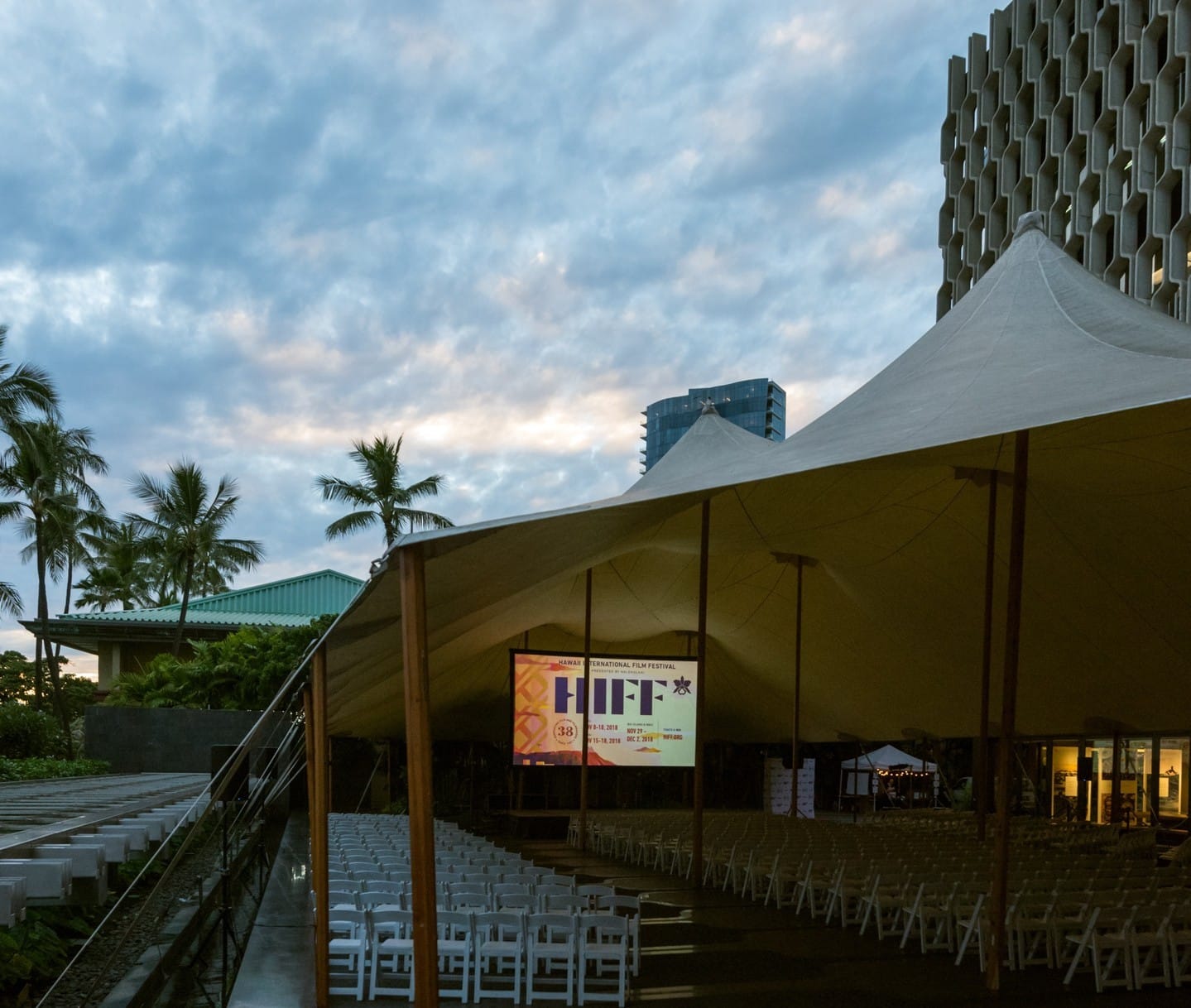 Come and support local student filmmakers at the @hiffhawaii University Shorts Showcase Program on October 17 at the IBM Building Courtyard. Visit the link in our bio to reserve complimentary tickets, while supplies last.