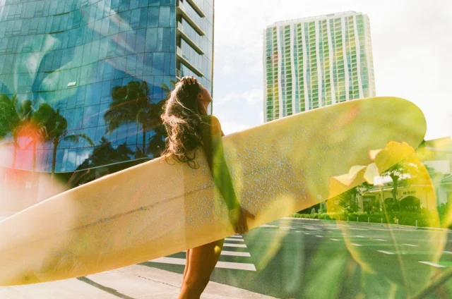 Explore the outdoors! Ward Village is woven with shaded tree-lined sidewalks as well as pedestrian- and bike-friendly paths.

#wardvillage #onlyhere